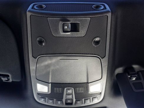 Used 2019 Ford F150 Lariat w/ Equipment Group 502A Luxury AWD/4WD image 27