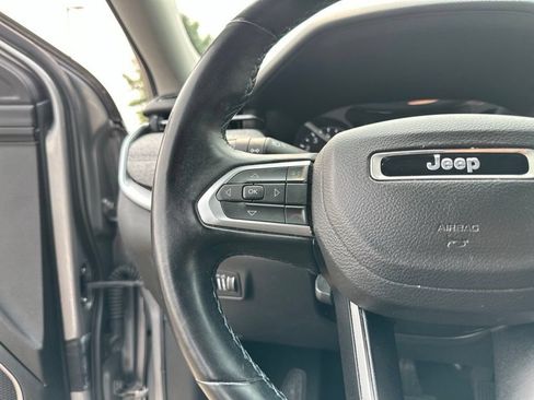 Used 2022 Jeep Compass Latitude w/ Convenience Group AWD/4WD image 40