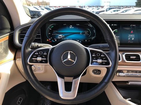 Used 2022 Mercedes-Benz GLE 350 4MATIC w/ Premium Package image 19