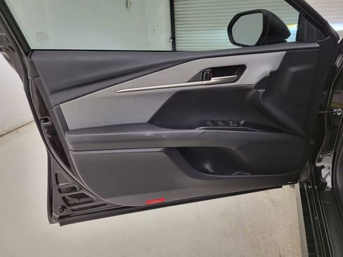 Used 2025 Toyota Camry LE image 22