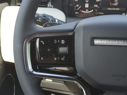 New 2026 Land Rover Discovery Sport Landmark AWD/4WD image 25
