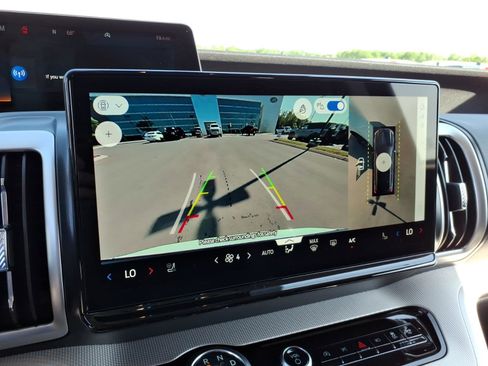 New 2026 Ford Expedition Active RWD image 21