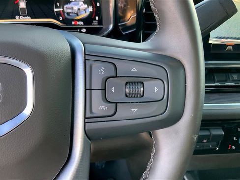 Used 2025 GMC Sierra 2500 SLT w/ SLT Convenience Package image 23