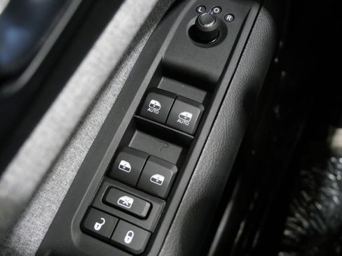 New 2026 Jeep Compass Latitude AWD/4WD image 13