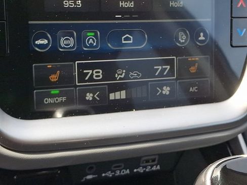Used 2025 Subaru Outback Premium w/ Popular Package #1A AWD/4WD image 15