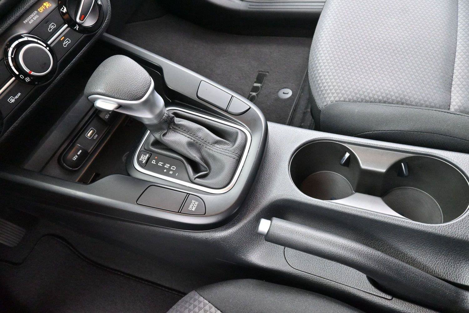Used 2025 Kia Soul LX FWD image 23