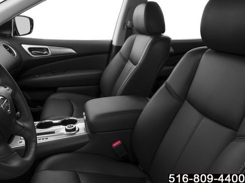 Used 2018 Nissan Pathfinder SV w/ SV Tech Package AWD/4WD image 13
