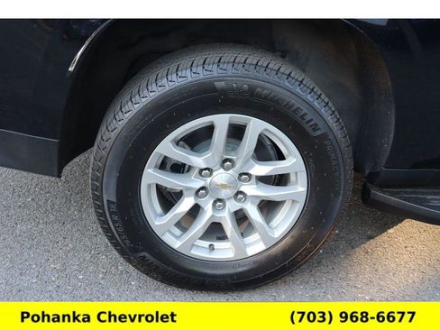 Certified 2024 Chevrolet Suburban LT AWD/4WD image 32