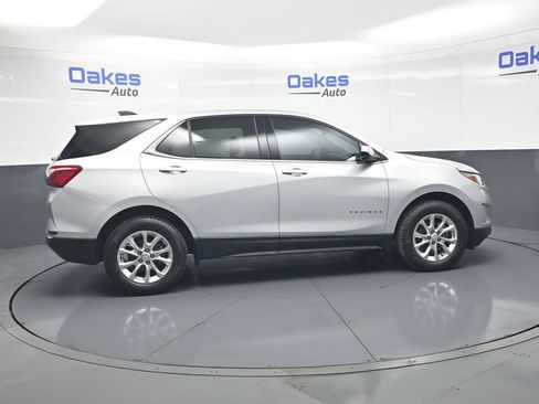 Used 2020 Chevrolet Equinox LT AWD/4WD image 9