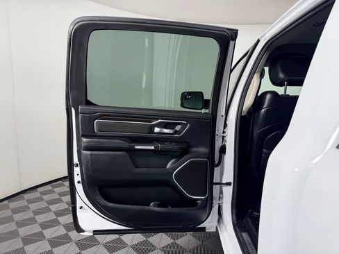 Used 2022 RAM 1500 Laramie AWD/4WD image 28