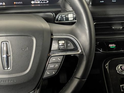 Used 2023 Lincoln Nautilus Reserve w/ Monochromatic Package AWD/4WD image 19