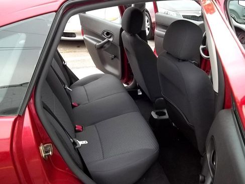 Used 2005 Ford Focus S image 12