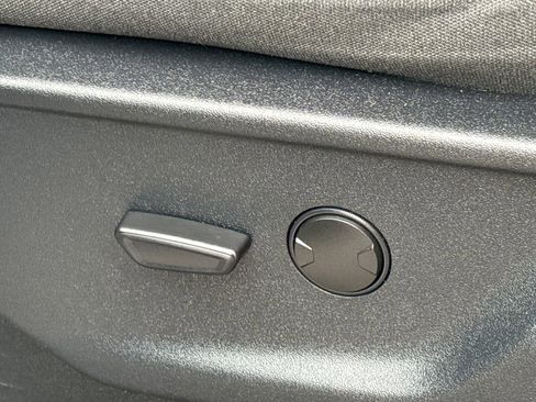 Used 2025 Ford F150 XLT w/ Equipment Group 301A Standard image 24