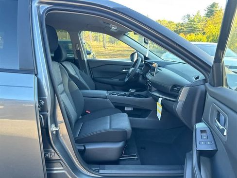 New 2026 Nissan Rogue SV image 27