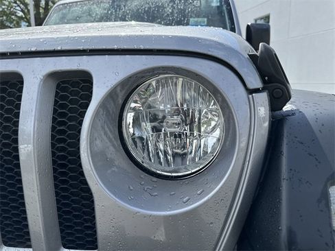 Used 2020 Jeep Wrangler Unlimited Sport S image 9