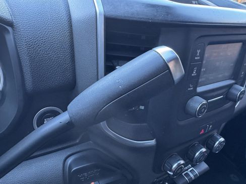 Used 2021 RAM 3500 Big Horn image 24