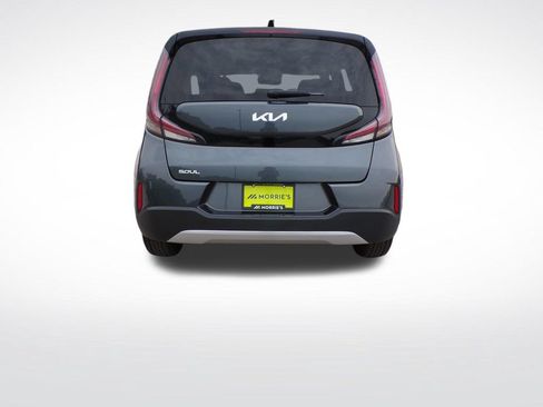 Used 2024 Kia Soul LX w/ Option Group 015 FWD image 4