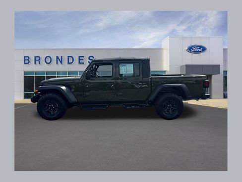 Used 2023 Jeep Gladiator Sport w/ Trailer Tow Package AWD/4WD image 1
