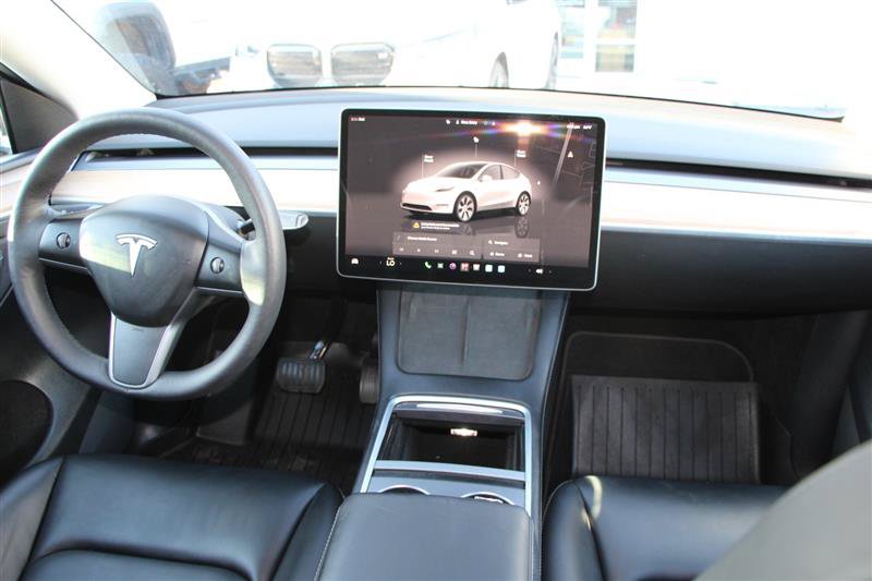 Used 2023 Tesla Model Y Long Range AWD/4WD image 22