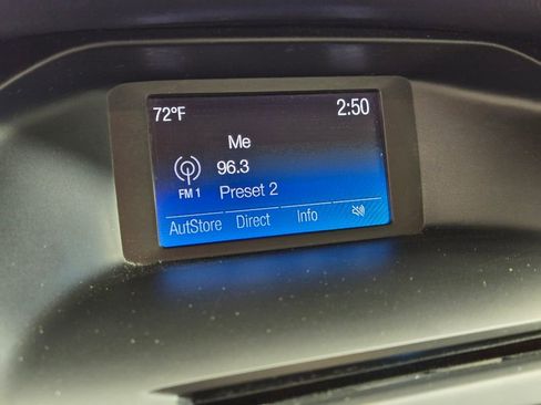 Used 2016 Ford Focus SE w/ SE Sport Package FWD image 29