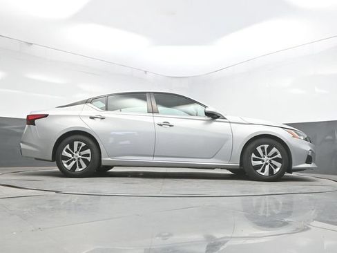 Used 2021 Nissan Altima 2.5 S FWD image 50