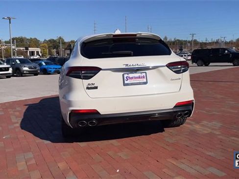 Used 2021 Maserati Levante S GranSport image 8