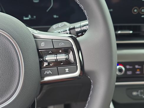 New 2026 Kia Carnival SX FWD image 33