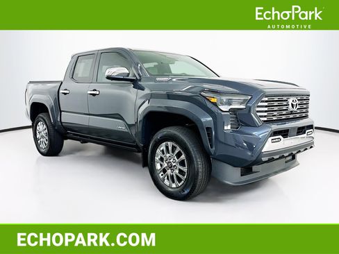 Used 2025 Toyota Tacoma Limited AWD/4WD image 1