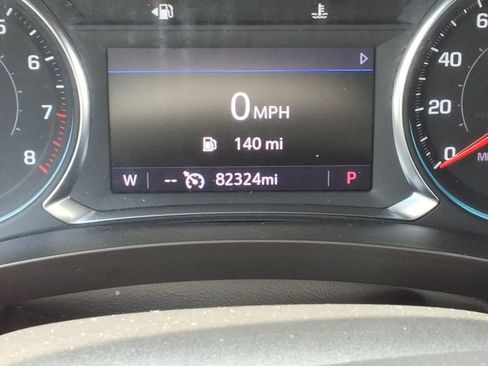 Used 2022 Chevrolet Traverse LT w/ Midnight/Sport Edition AWD/4WD image 29