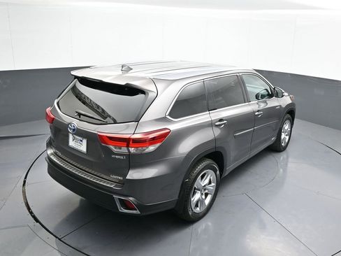 Used 2018 Toyota Highlander Limited w/ Protection Package #3 image 40