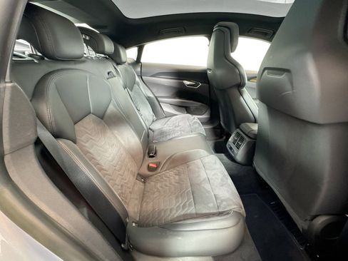 Used 2022 Audi e-tron GT Premium Plus AWD/4WD image 25