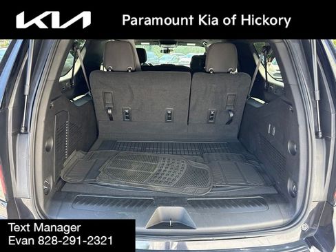 Used 2023 Chevrolet Suburban LS AWD/4WD image 11