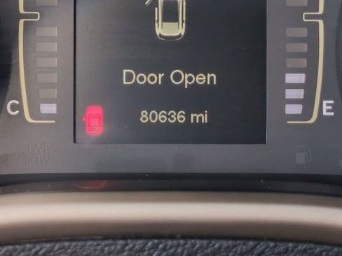 Used 2016 Jeep Cherokee Latitude image 17