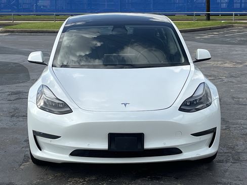 Used 2022 Tesla Model 3 Long Range AWD/4WD image 6