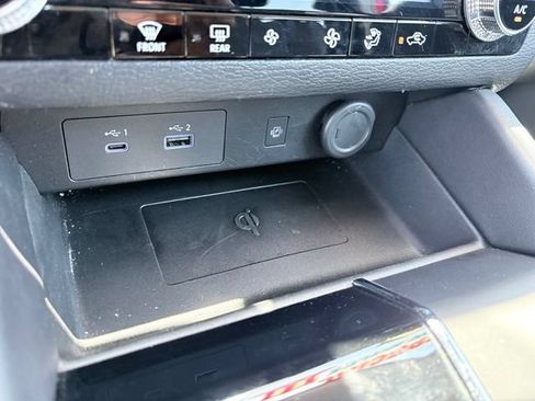 Used 2024 Mitsubishi Outlander SE FWD image 22