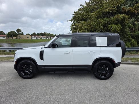 Used 2026 Land Rover Defender 110 S AWD/4WD image 7