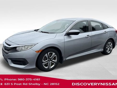 Used 2017 Honda Civic LX image 2