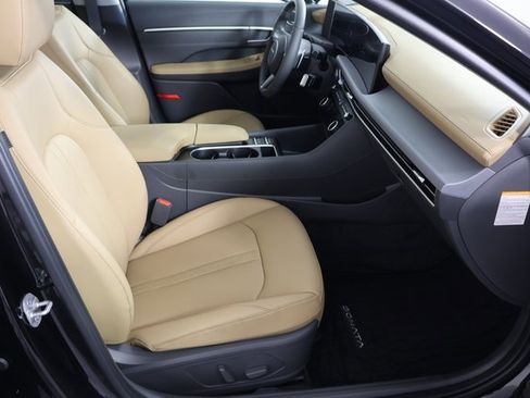 Certified 2025 Hyundai Sonata Limited image 24