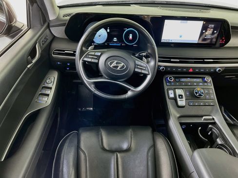 Used 2023 Hyundai Palisade Limited w/ Winter Package AWD/4WD image 24