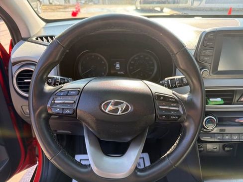 Used 2019 Hyundai Kona Limited AWD/4WD image 16