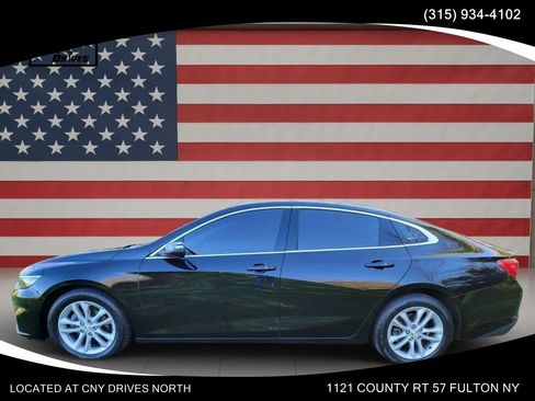 Used 2016 Chevrolet Malibu LT w/ Leather Package FWD image 8