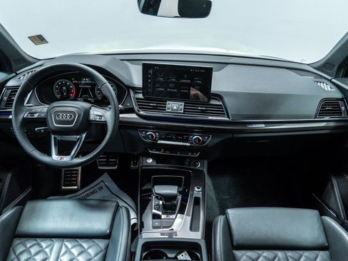 Used 2025 Audi SQ5 Premium Plus w/ Premium Plus Package image 21