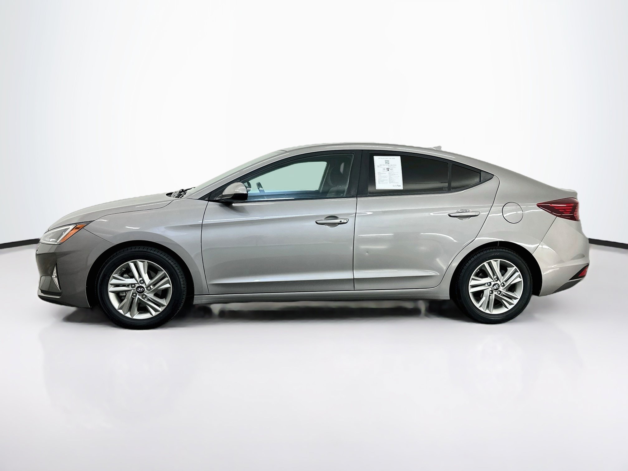 Used 2020 Hyundai Elantra Value Edition FWD image 4