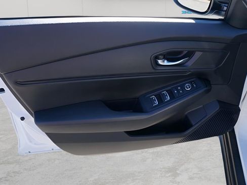 Used 2025 Honda Accord SE image 14