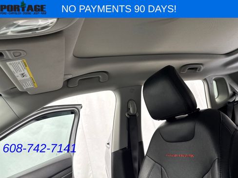 Used 2022 Jeep Compass Trailhawk w/ Trailhawk Elite Group AWD/4WD image 24