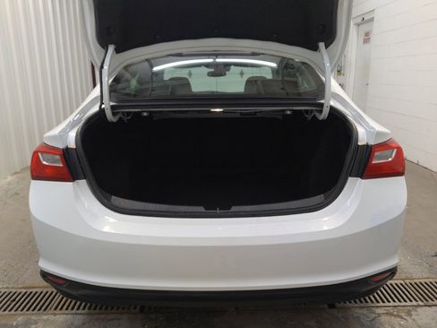Used 2024 Chevrolet Malibu LS FWD image 29