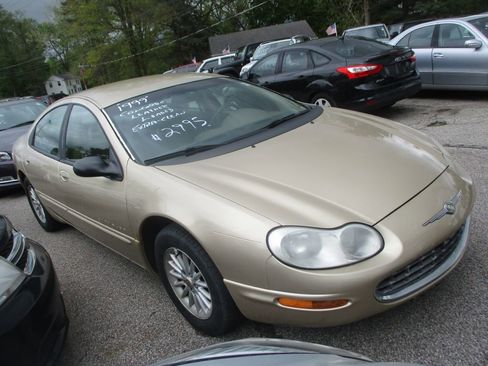 Used 1999 Chrysler Concorde LXi image 2