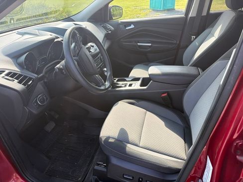 Used 2019 Ford Escape SE FWD image 10