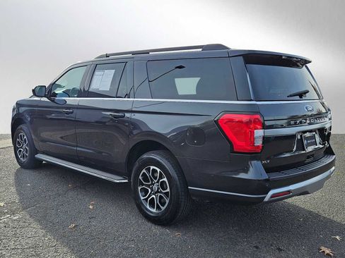 Used 2023 Ford Expedition Max XLT image 5
