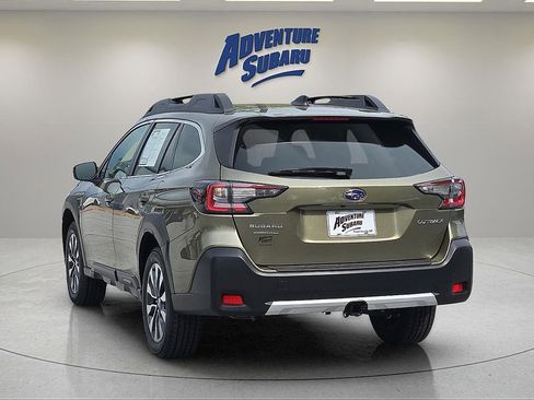 Certified 2025 Subaru Outback Limited AWD/4WD image 5
